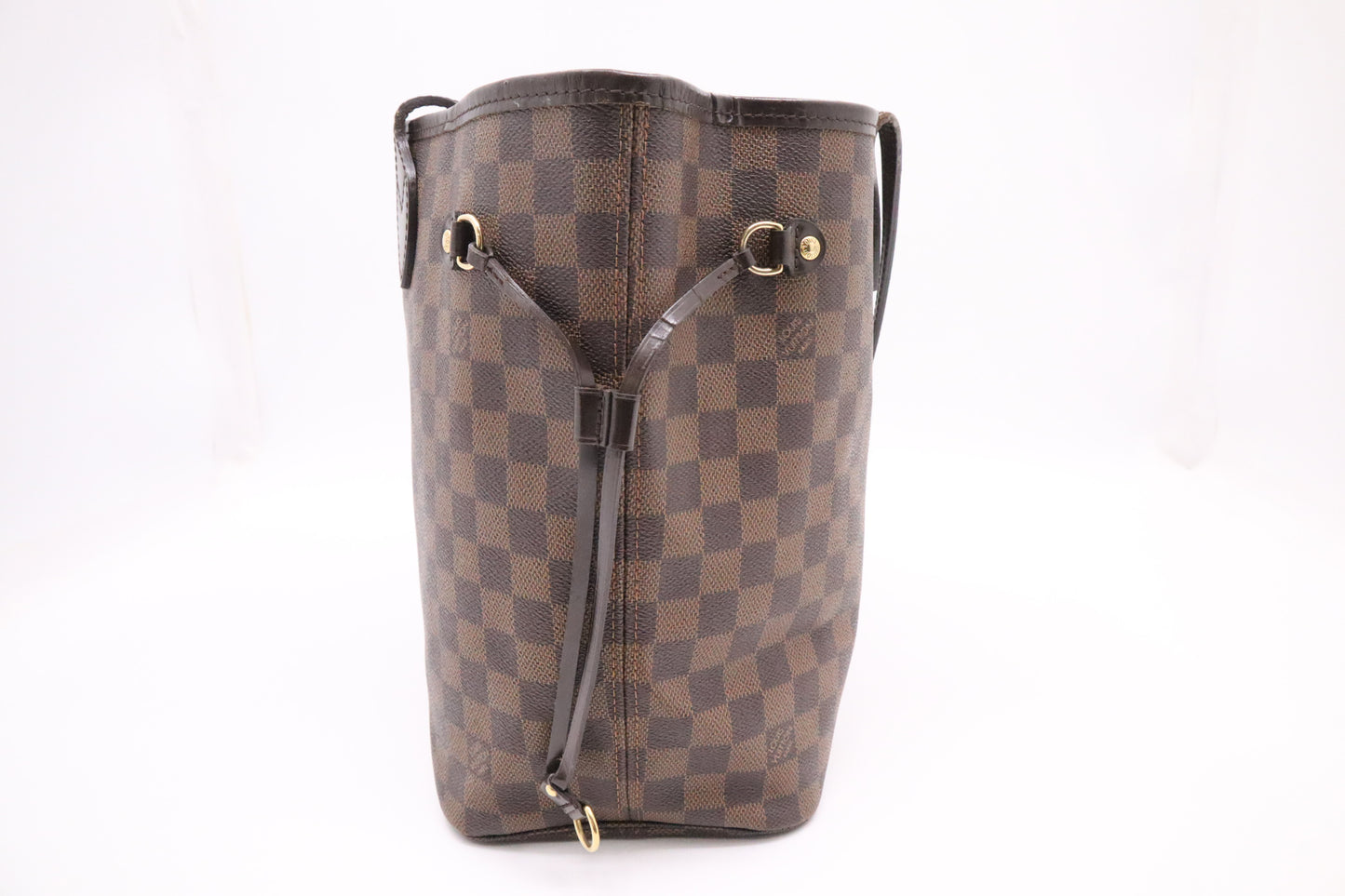 Louis Vuitton Neverfull MM in Damier Ebene Canvas