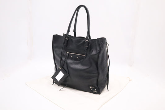 Balenciaga Papier A5 Zip Tote Bag in Black Leather