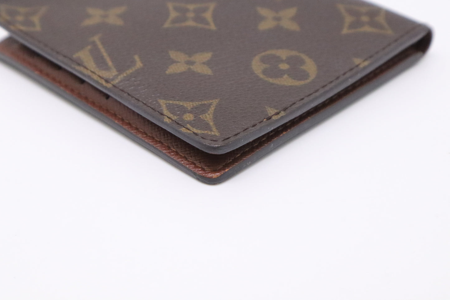 Louis Vuitton Bifold Wallet in Monogram Canvas