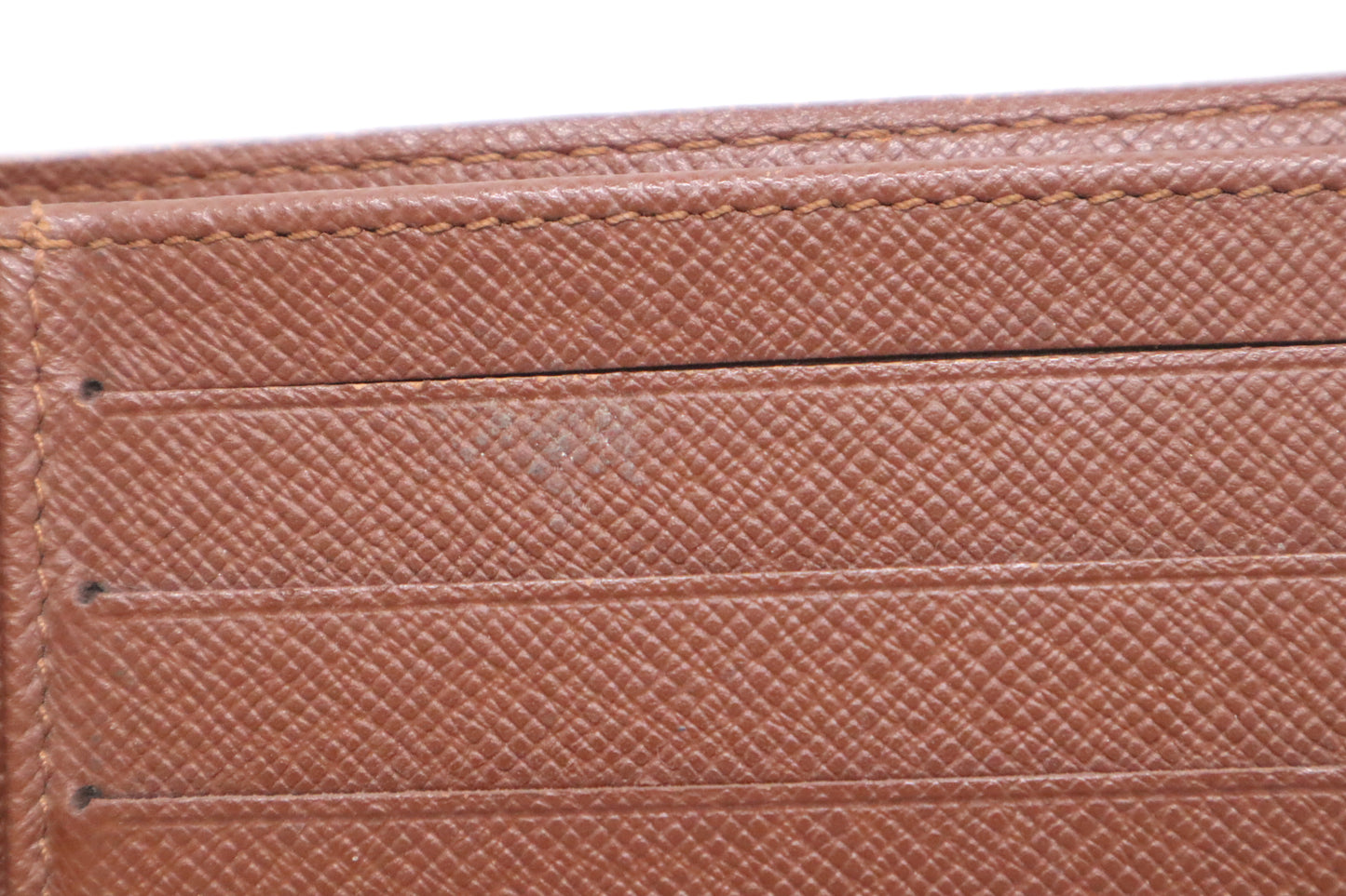 Louis Vuitton Bifold Wallet in Monogram Canvas