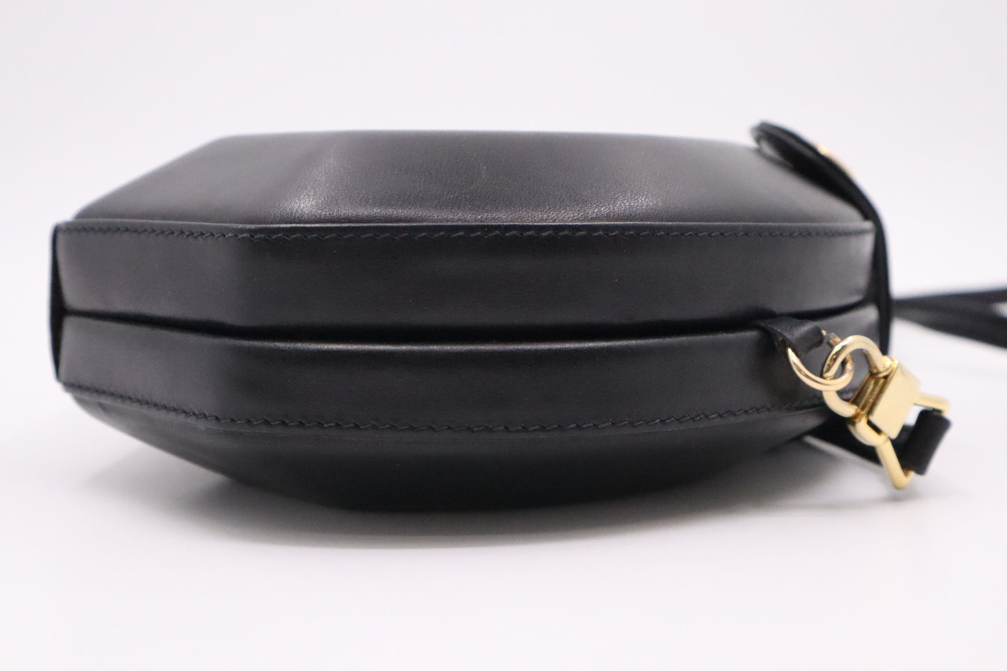 Gucci Hard Case Shoulder Bag in Black Leather