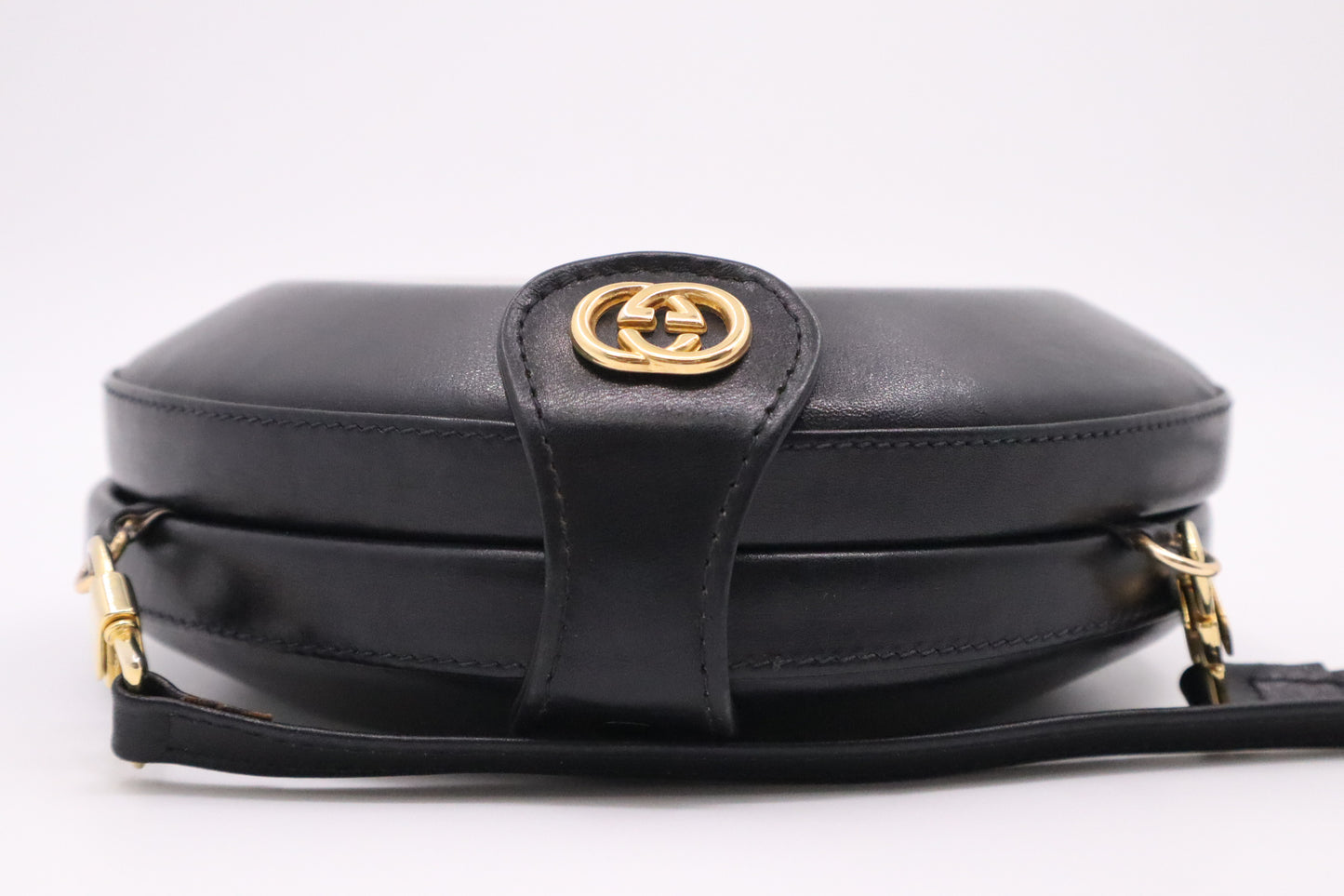 Gucci Hard Case Shoulder Bag in Black Leather