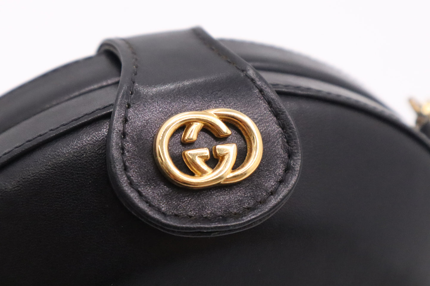 Gucci Hard Case Shoulder Bag in Black Leather