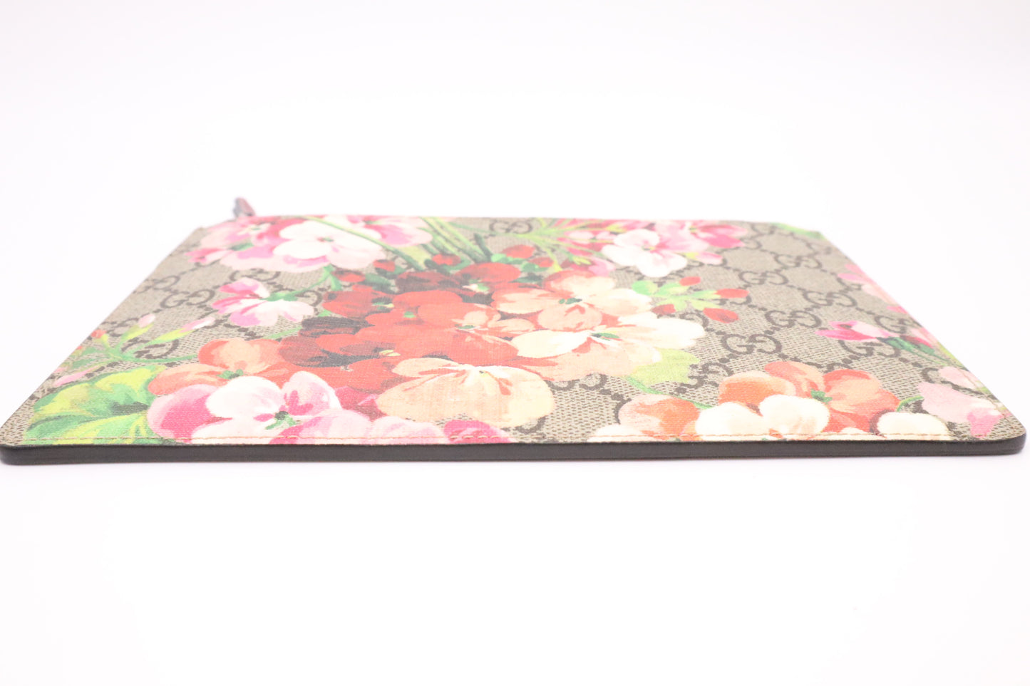 Gucci Clutch in Pink Blooms GG Canvas