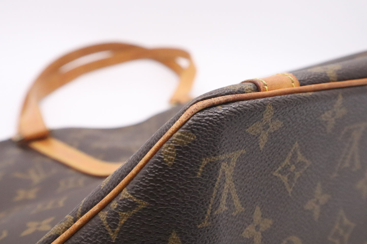 Louis Vuitton Sac Shopping 48 in Monogram Canvas