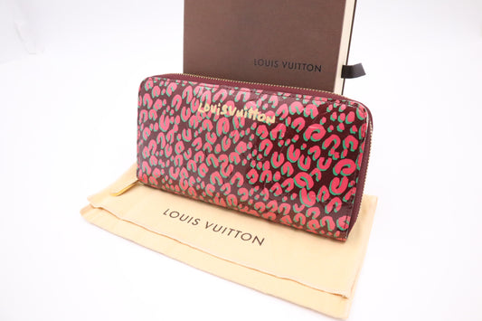Louis Vuitton Long Zippy Wallet in Leopard Print Vernis Leather