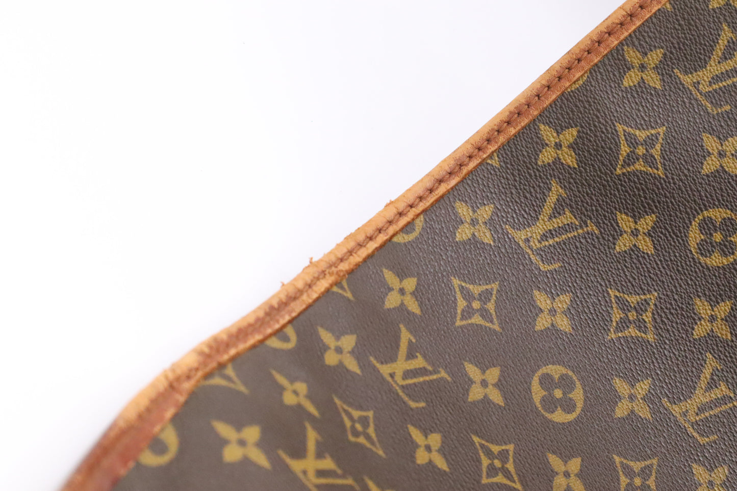 Louis Vuitton Garment Bag in Monogram