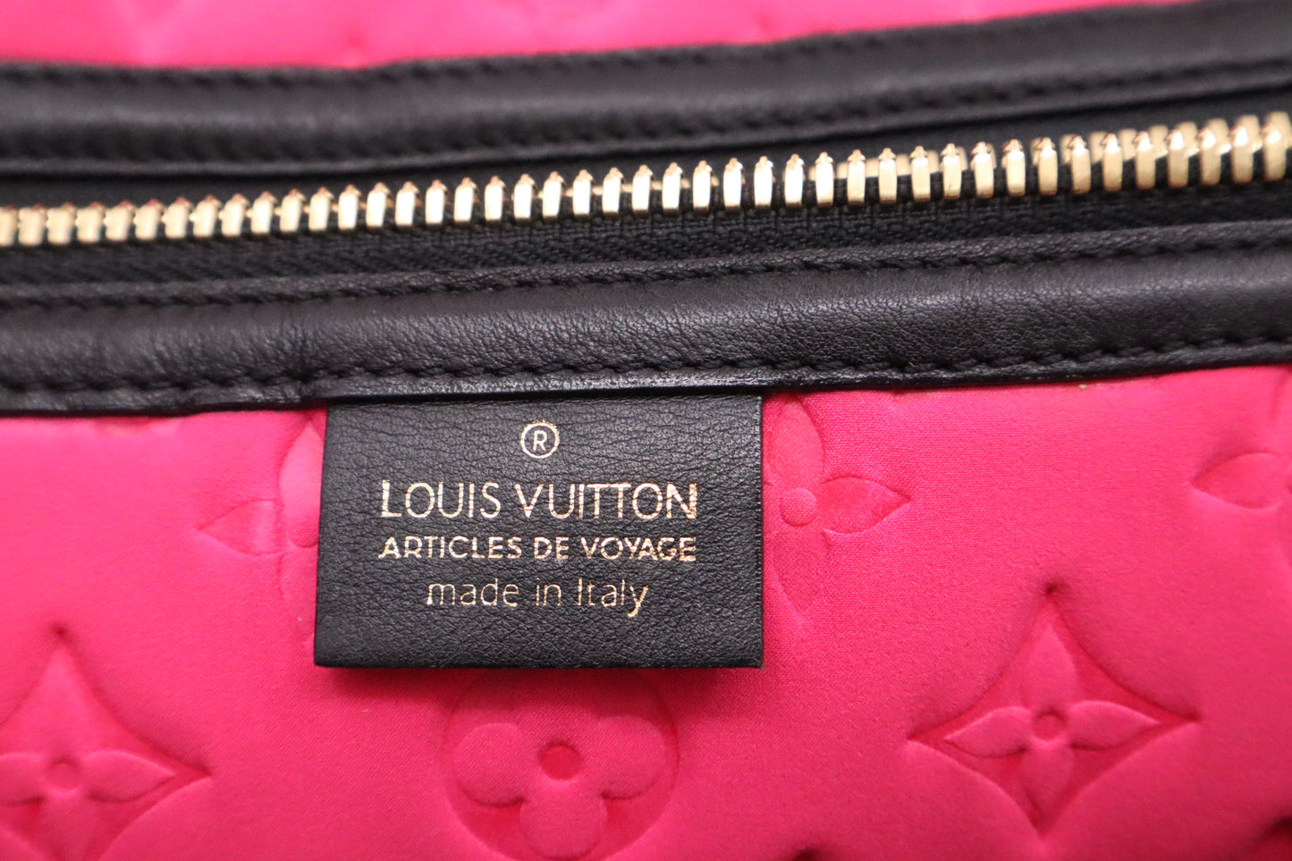 Louis Vuitton Scuba GM in Pink Neoprene