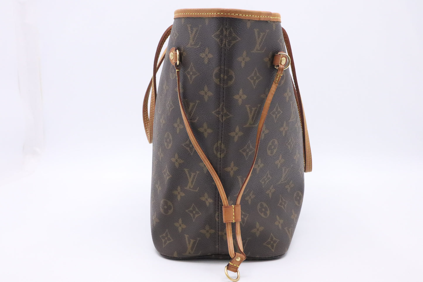 Louis Vuitton Neverfull MM in Monogram Canvas