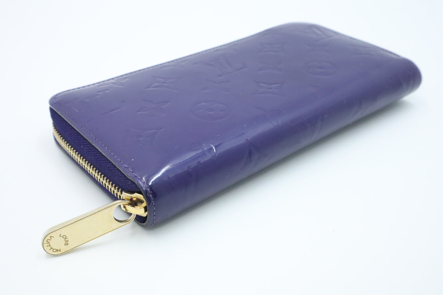 Louis Vuitton Long Zippy Wallet in Purple Vernis