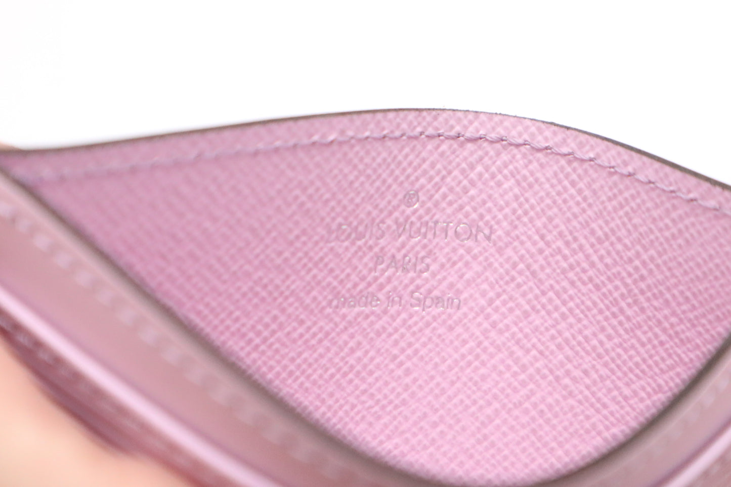 Louis Vuitton Card Case in Lilac Epi Leather