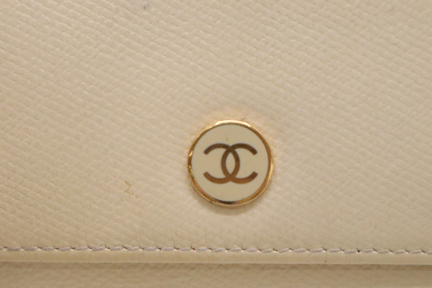 Chanel Key Case in Cream Leather