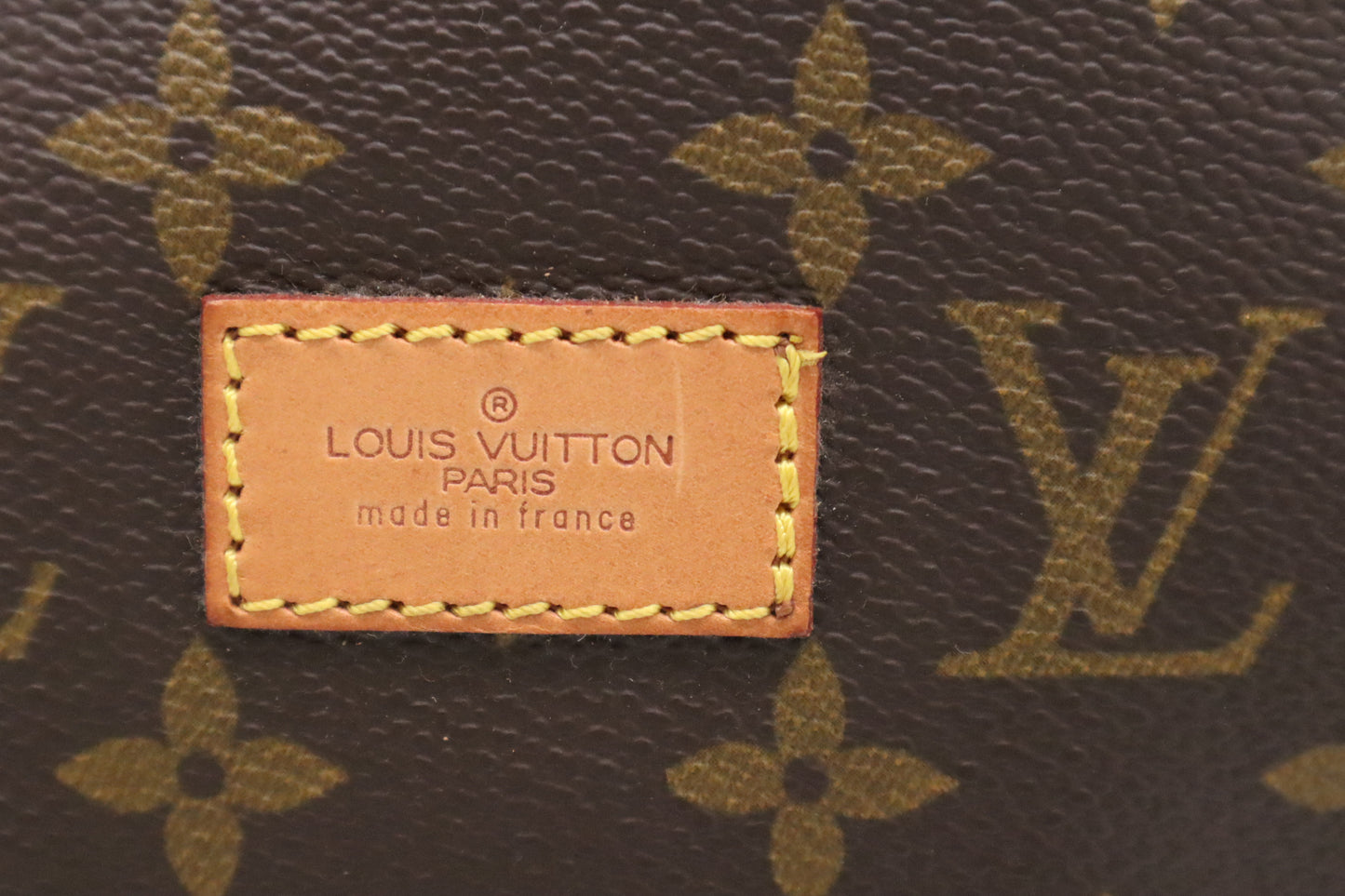 Louis Vuitton Saumur 35 in Monogram Canvas