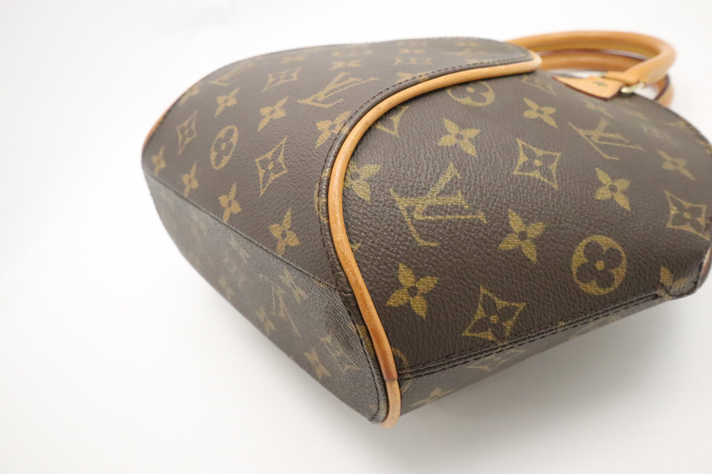 Louis Vuitton Ellipse PM in Monogram Canvas