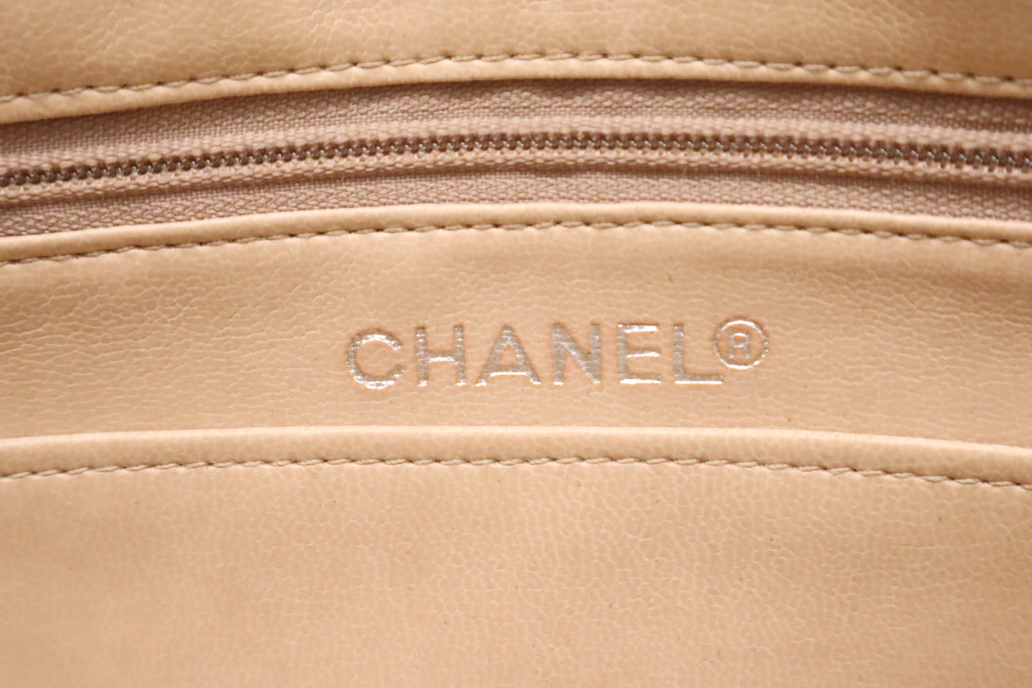 Chanel Shoulder Bag in Beige Leather