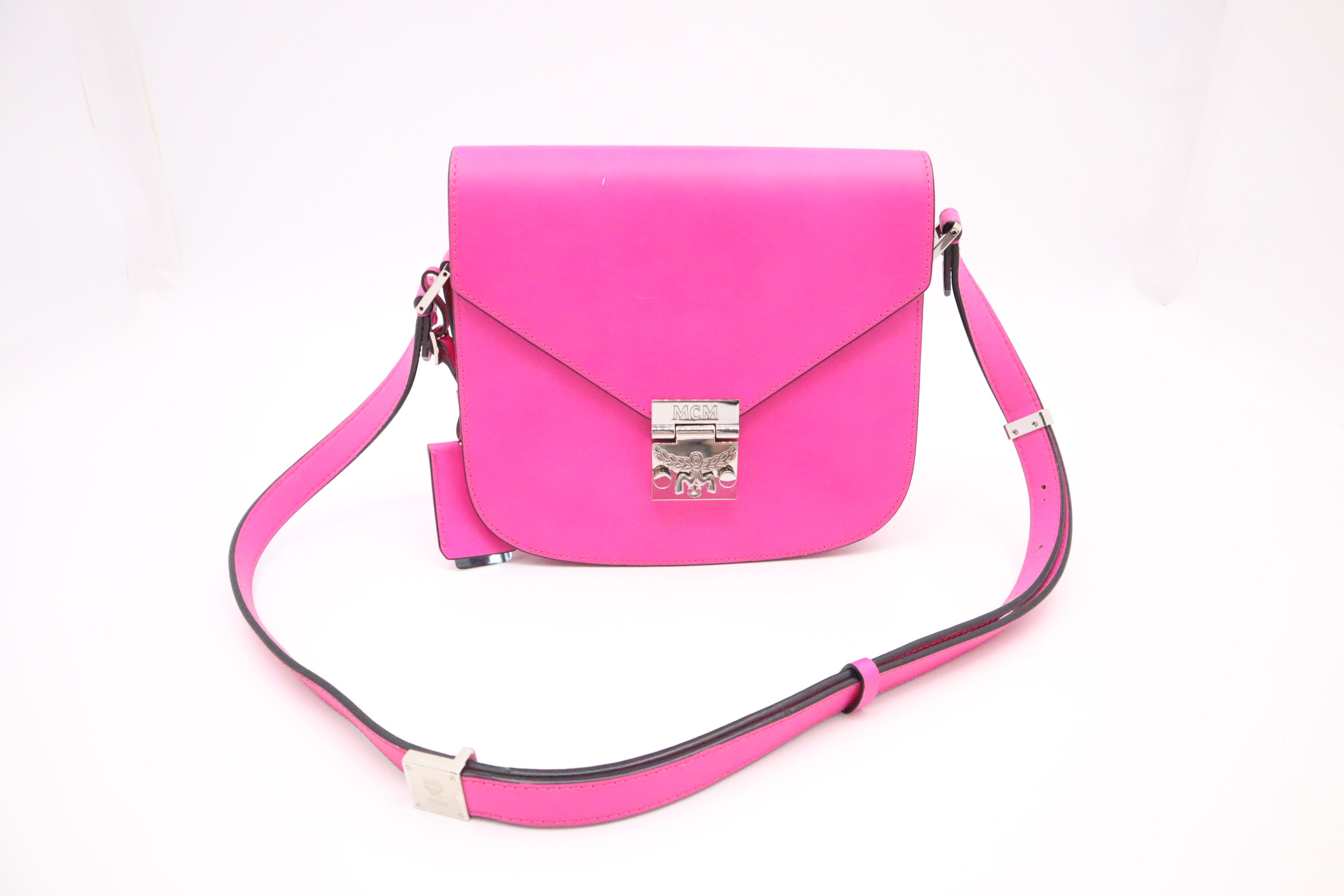 MCM Crossbody Bag in Hot Pink Leather Weekly Lux Drop