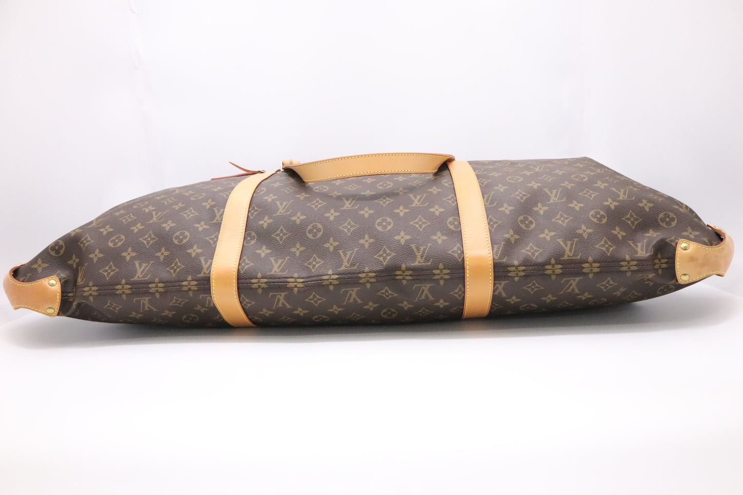 Louis Vuitton Kabul in Monogram Canvas