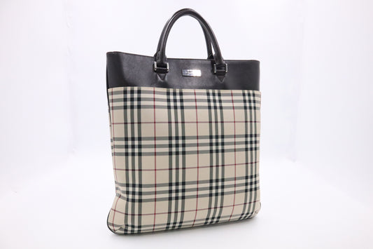 Burberry Tote Bag in Nova Check Canvas