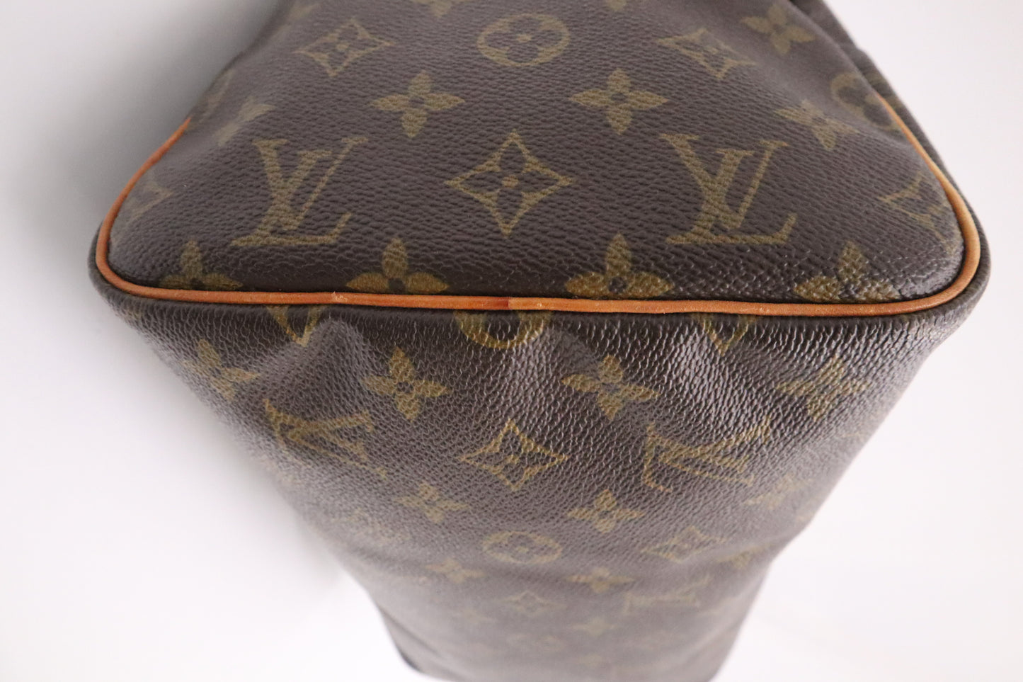 Louis Vuitton Speedy 30 in Monogram Canvas