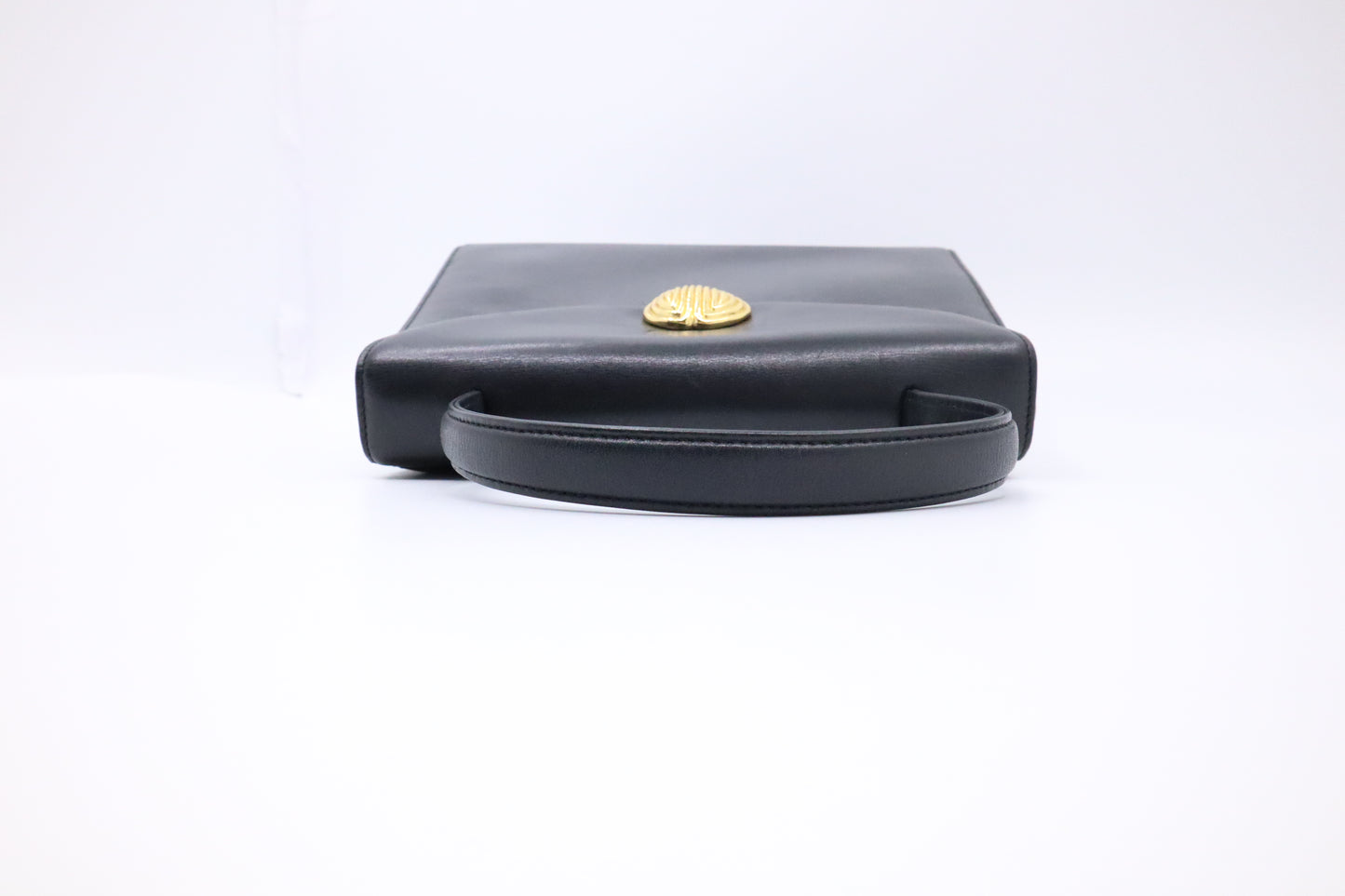 Givenchy Handbag in Black Leather