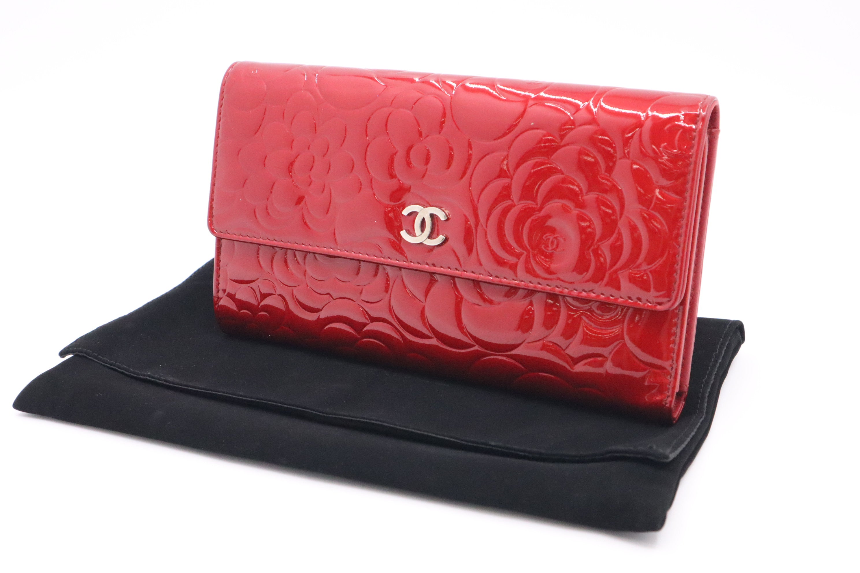 Chanel camellia on sale patent leather wallet