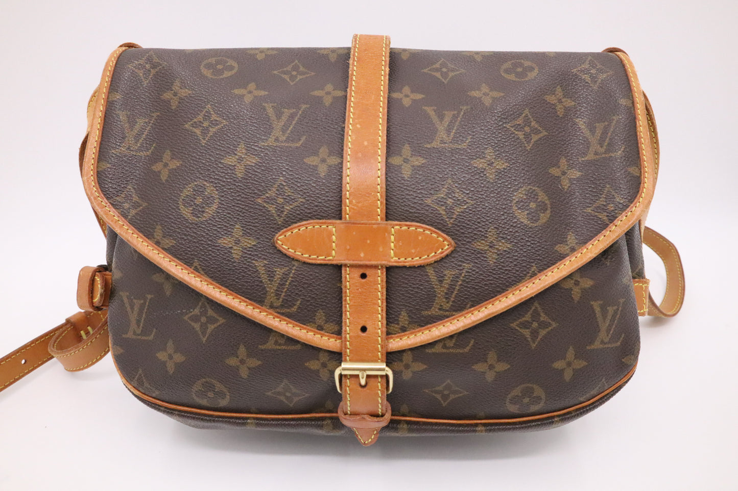 Louis Vuitton Saumur 30 in Monogram Canvas