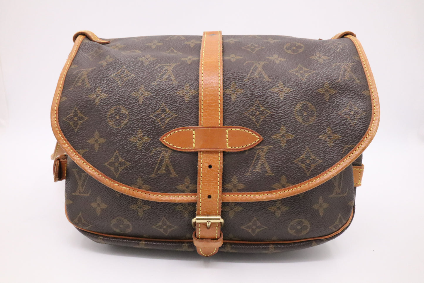 Louis Vuitton Saumur 30 in Monogram Canvas