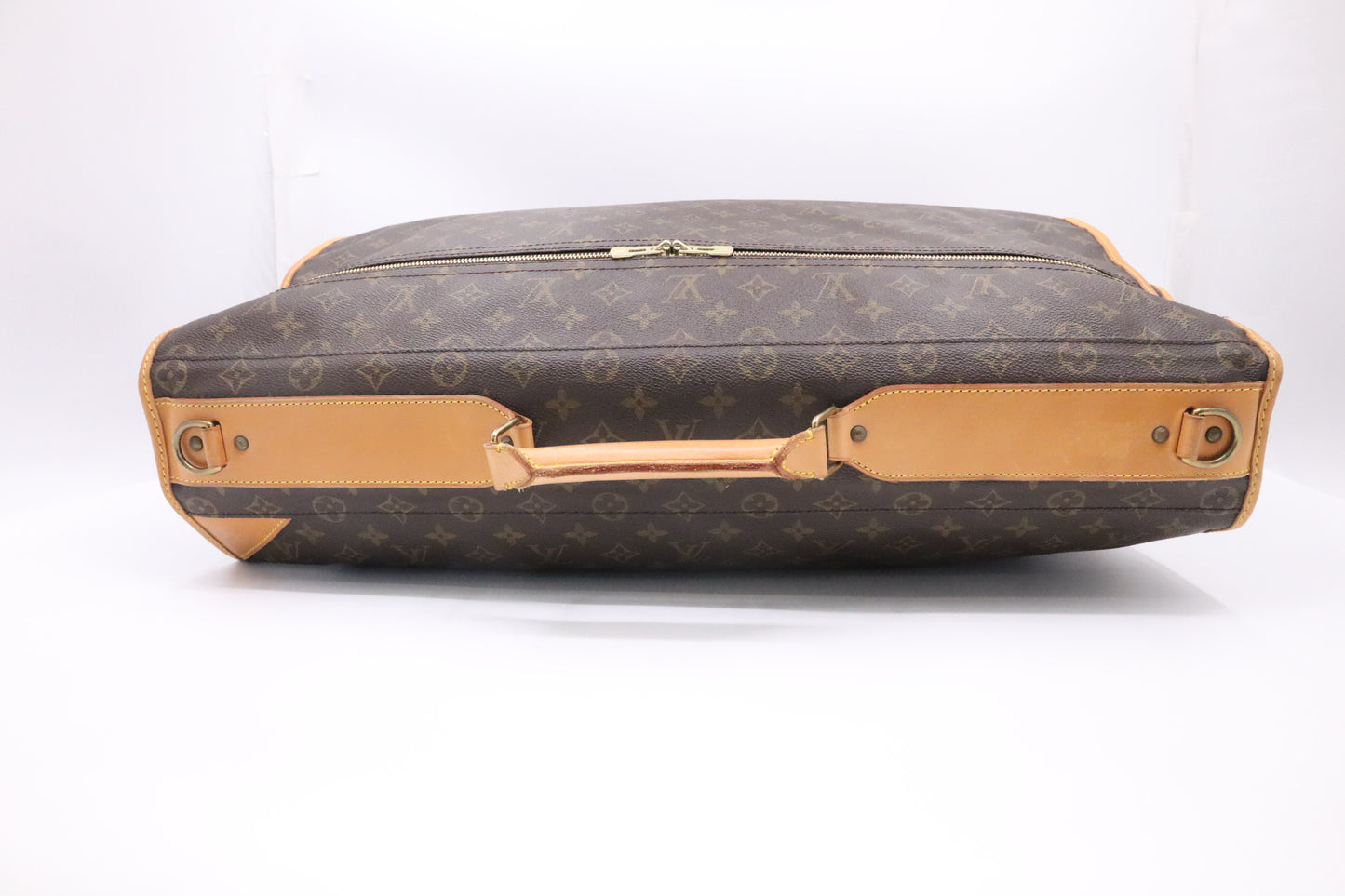 Louis Vuitton Portable Bandouliere in Monogram Canvas