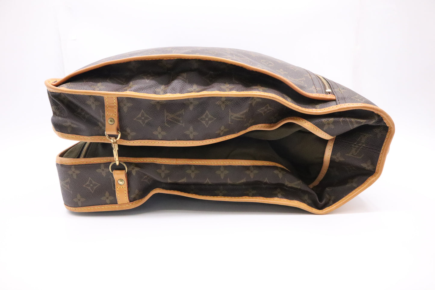 Louis Vuitton Portable Bandouliere in Monogram Canvas