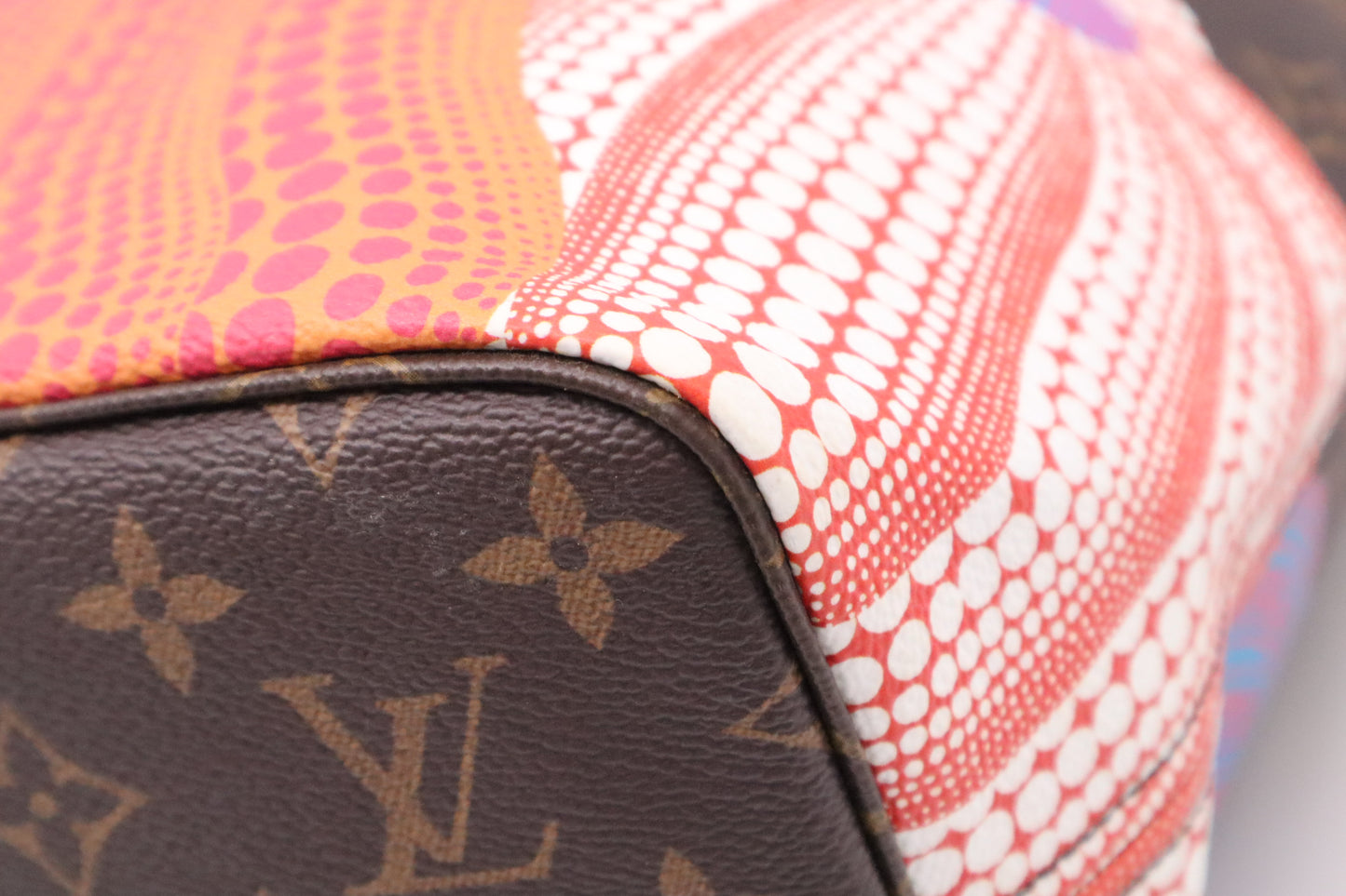 Louis Vuitton x Yayoi Kusama Neverfull MM in Pumpkin Monogram Canvas