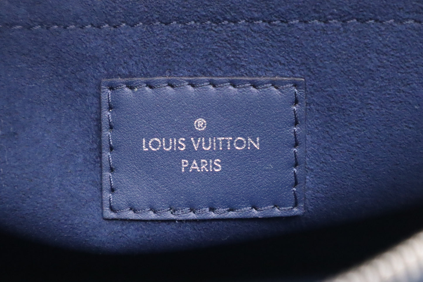 Louis Vuitton Neverfull MM in Navy Blue Epi Leather