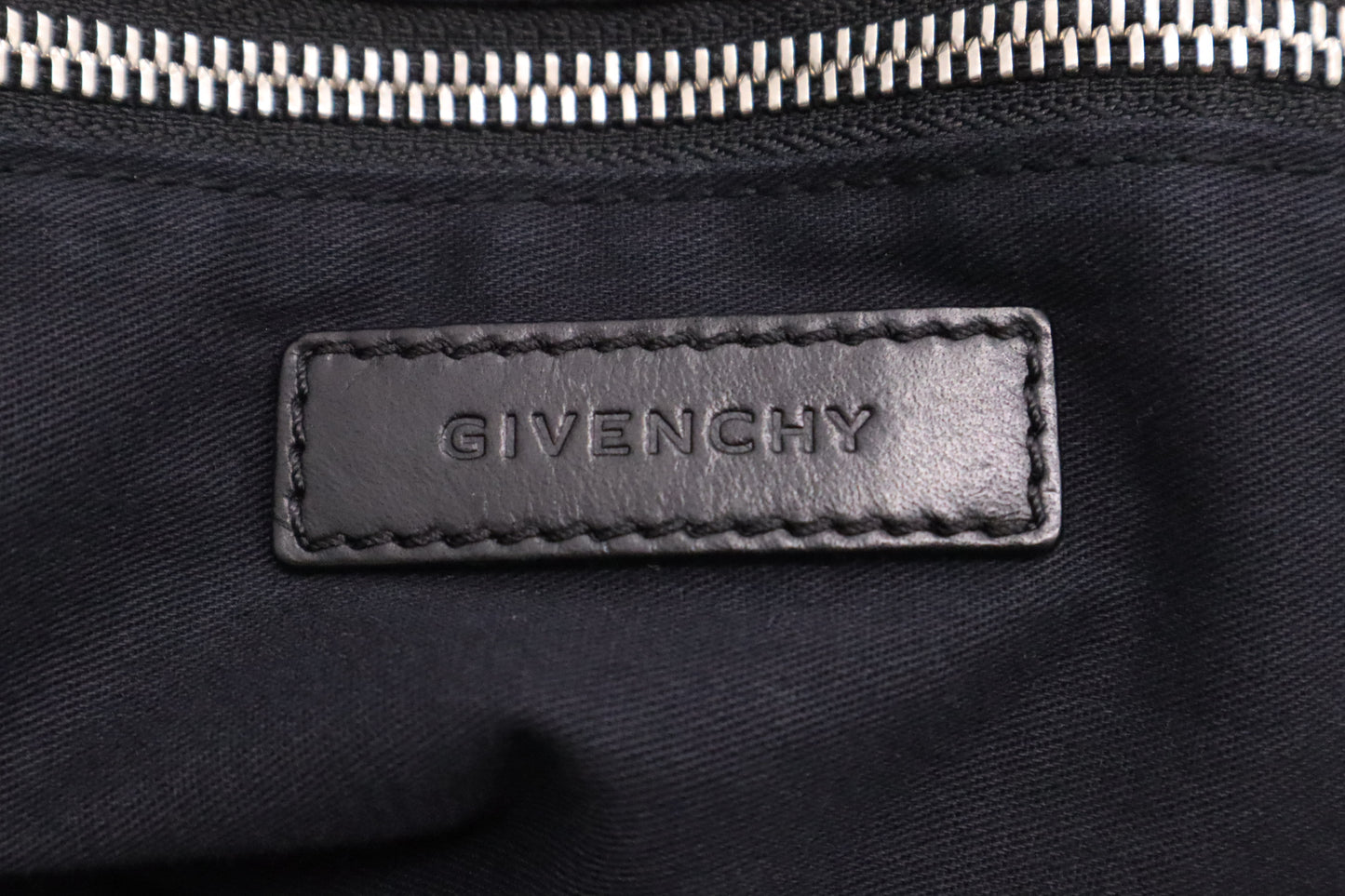 Givenchy Sacca Shoulder Bag in Black Leather