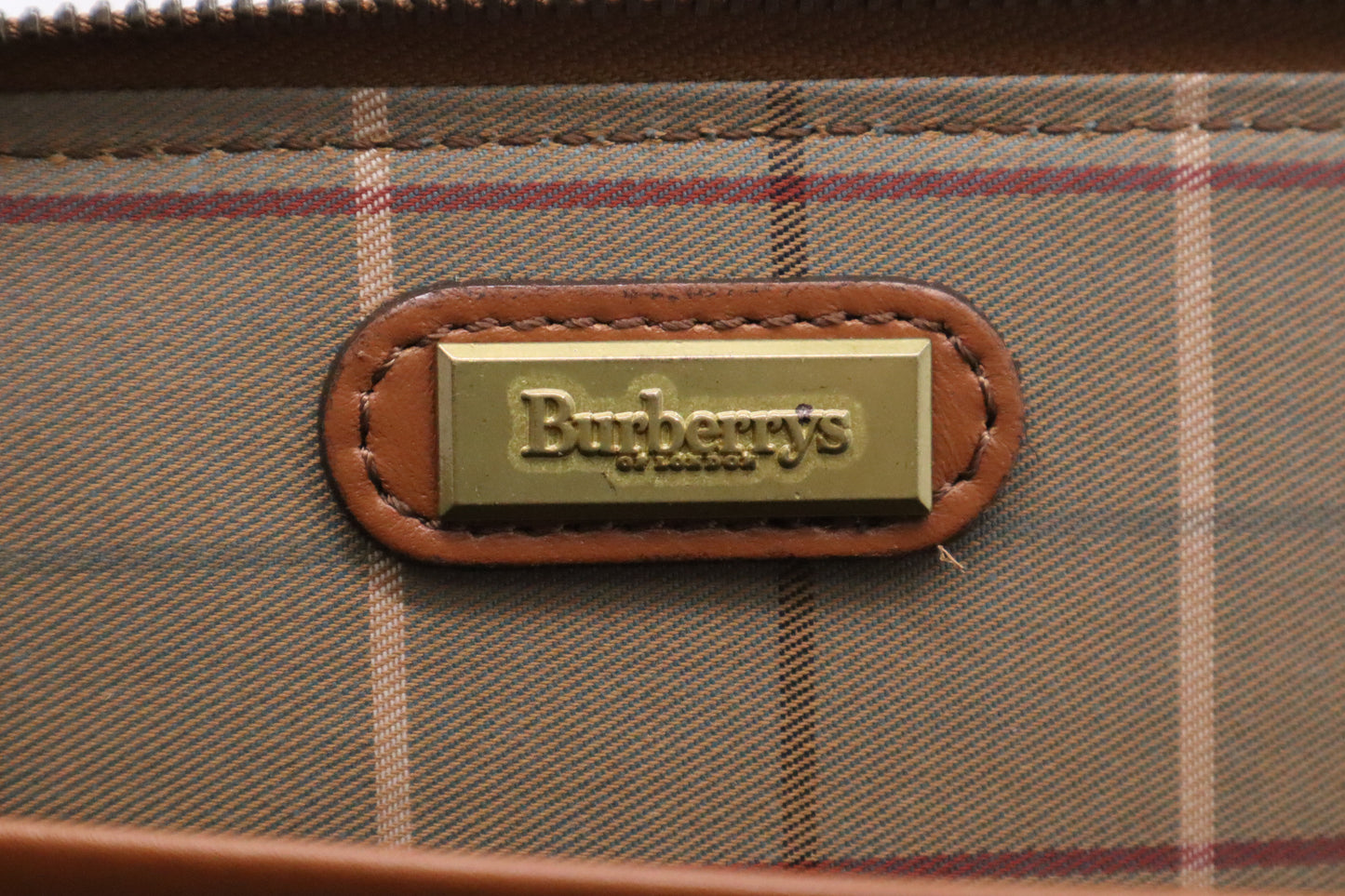 Burberry Clutch in Brown Leather