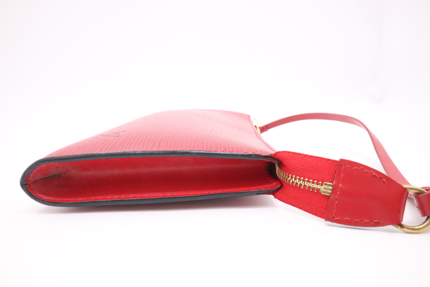 Louis Vuitton Pochette Accessoires in Red Epi Leather