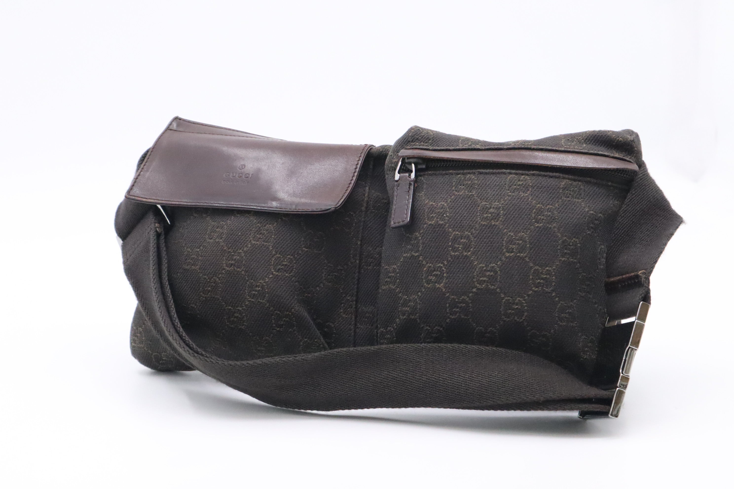 Gucci Waist Bag in Dark Brown GG Canvas Weekly Lux Drop