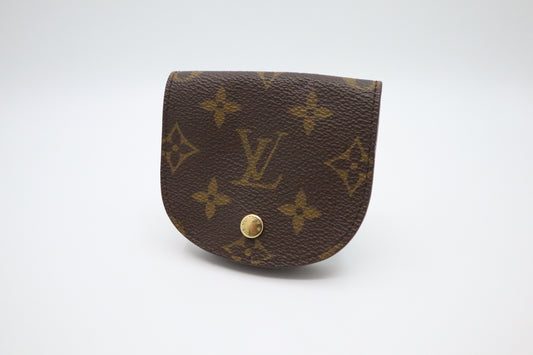 Louis Vuitton Porte Monnaie Gousset in Monogram Canvas