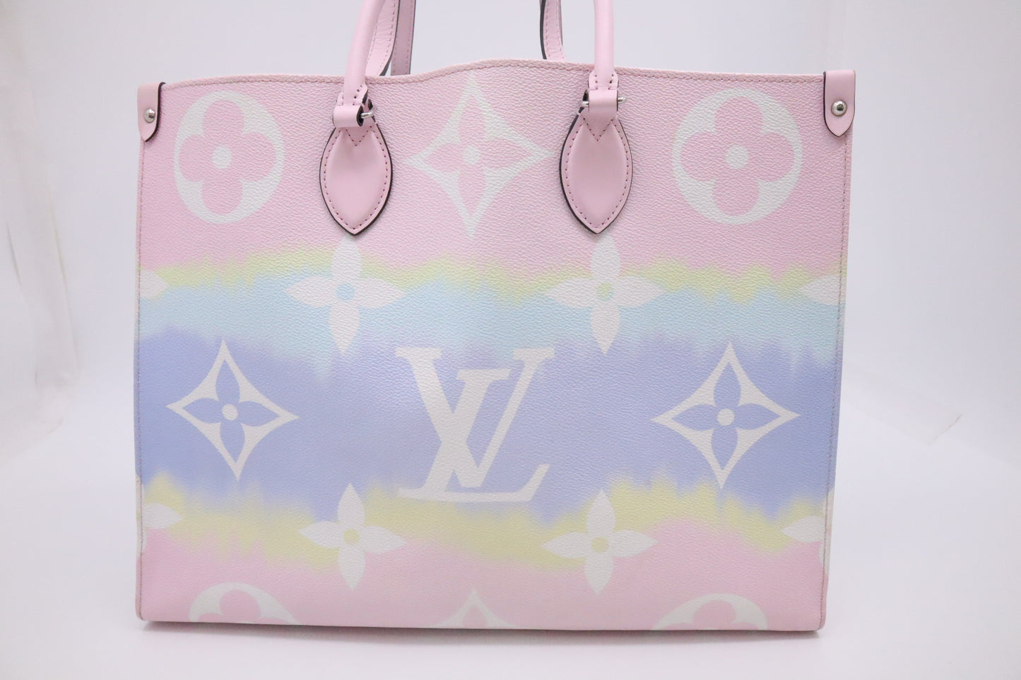 Louis Vuitton OnTheGo GM in Pastel Escale Canvas