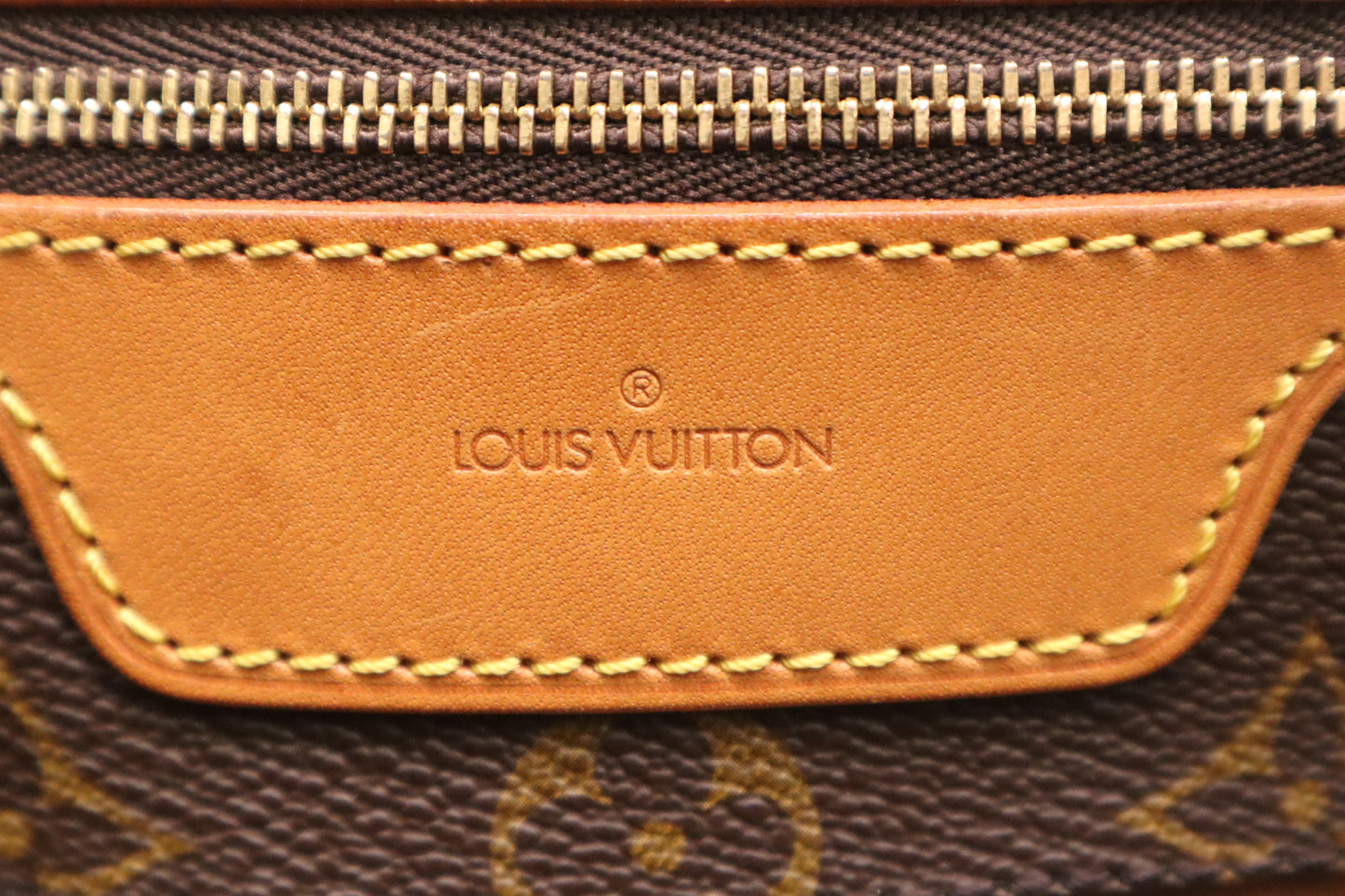 Louis Vuitton Sac Shopping 48 in Monogram Canvas