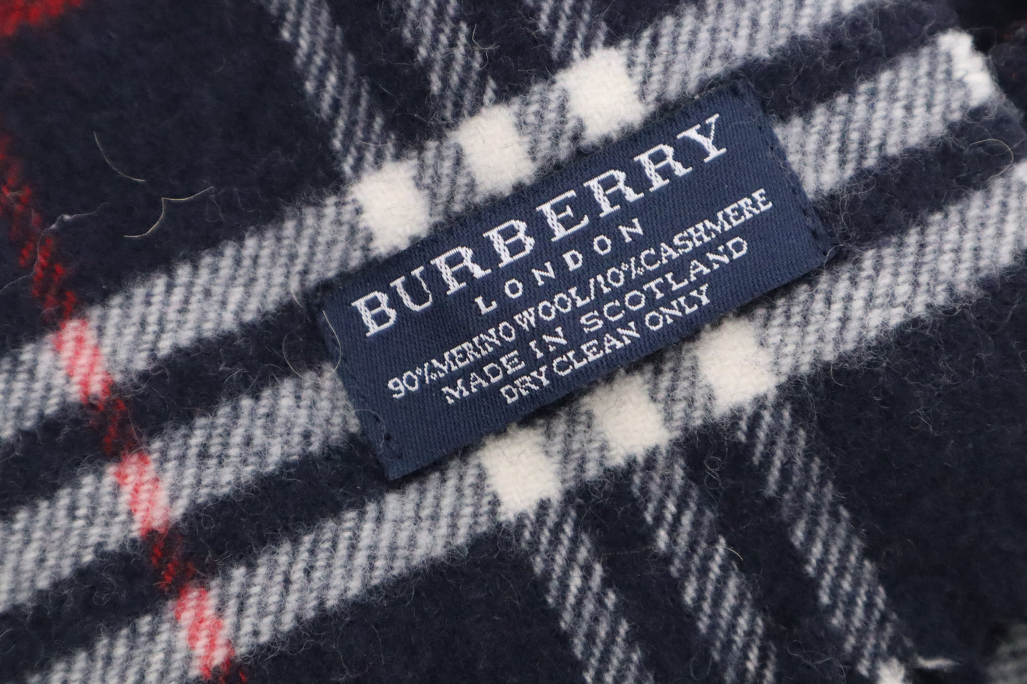 Burberry Scarf in Navy Wool and Cashmere