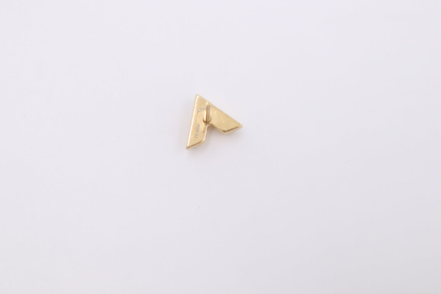 Louis Vuitton Essential V Earrings