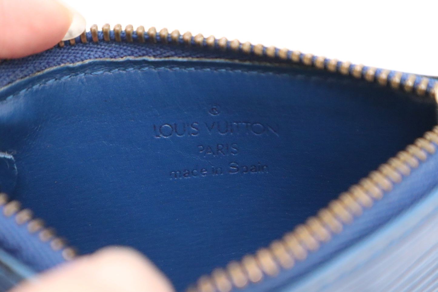Louis Vuitton Pochette Cles in Blue Epi Leather