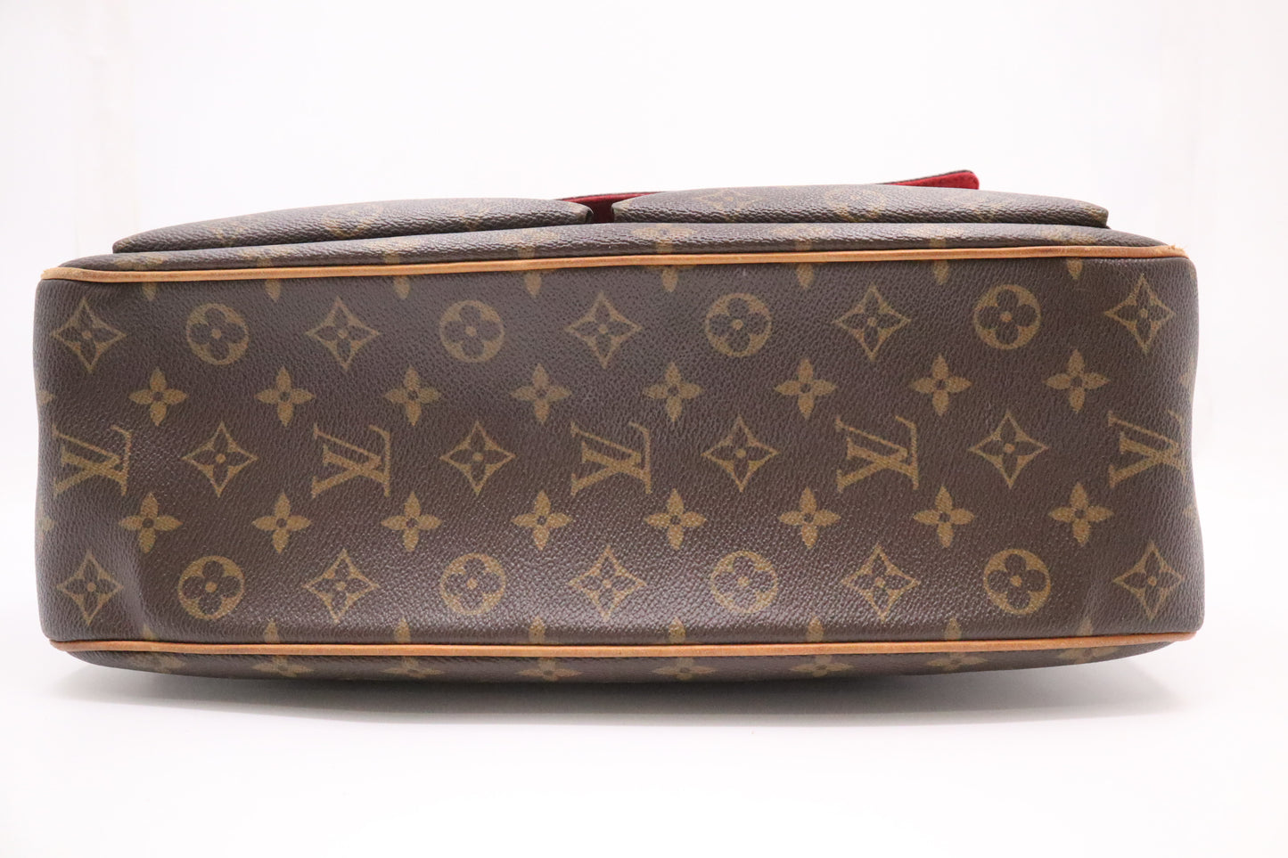 Louis Vuitton Multiple Cite in Monogram Canvas