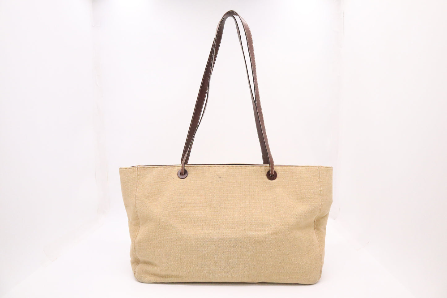 Chanel Tote in Beige Canvas