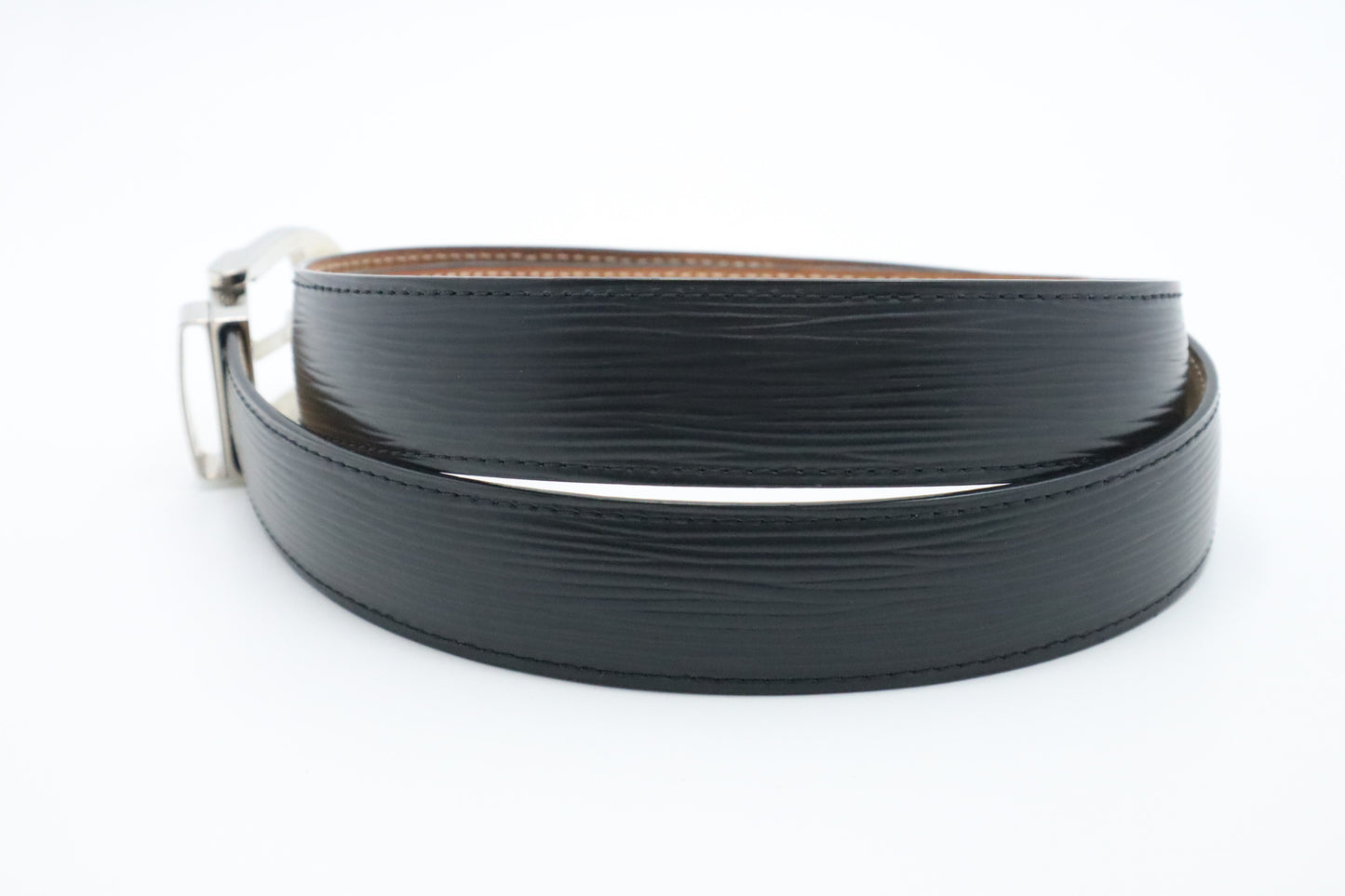 Louis Vuitton Belt in Black Epi Leather