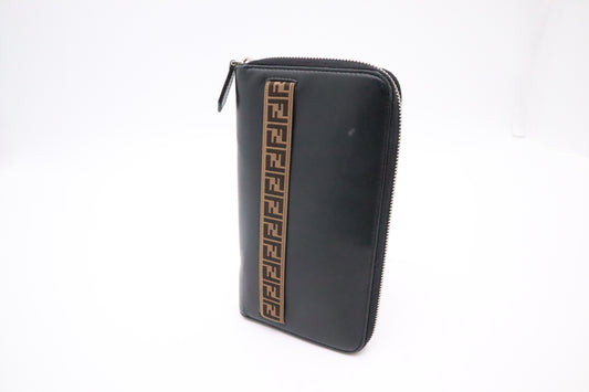 Fendi Long Wallet in Black Leather