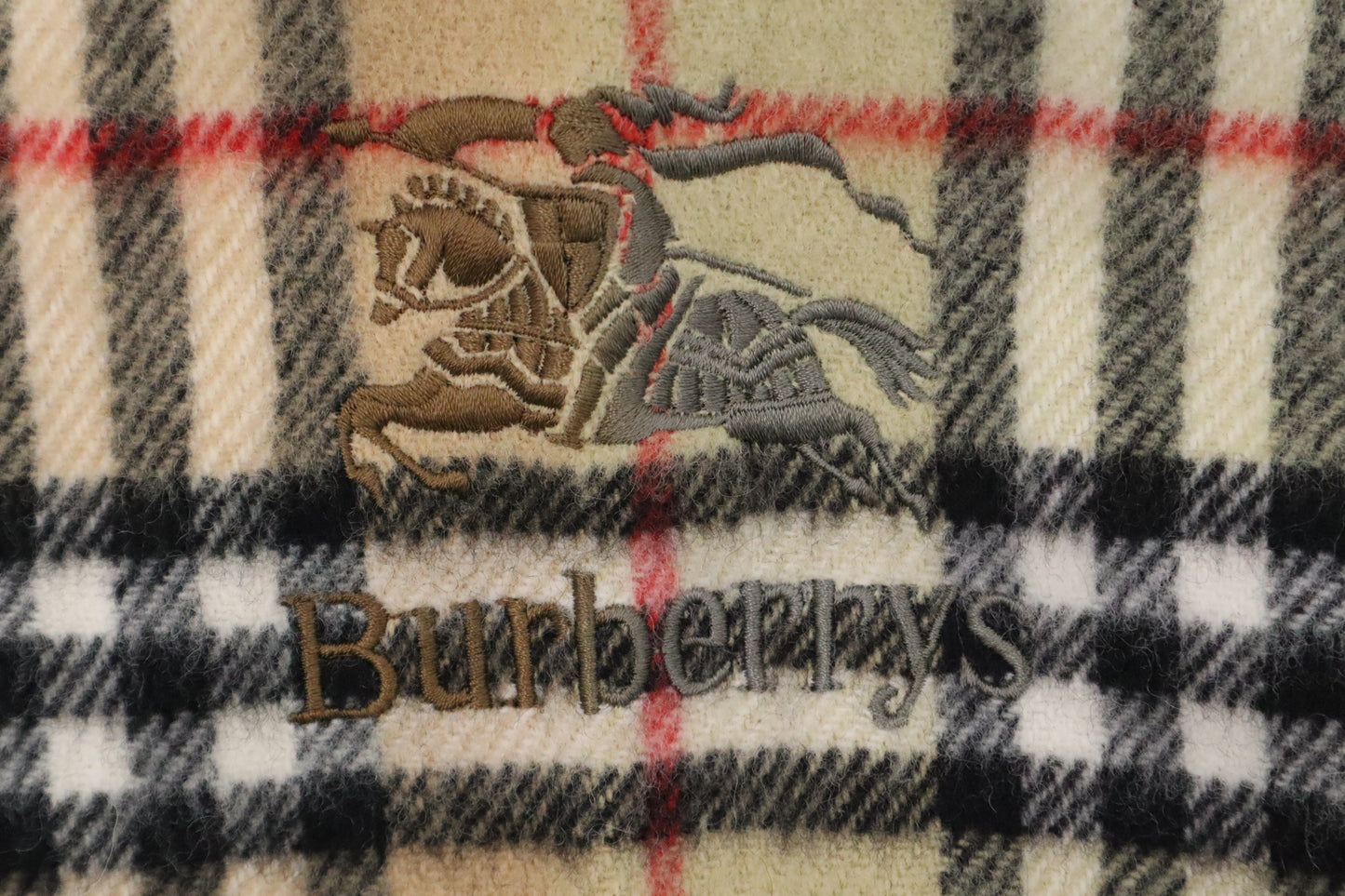 Burberry Stole in Brown Checked New Wool