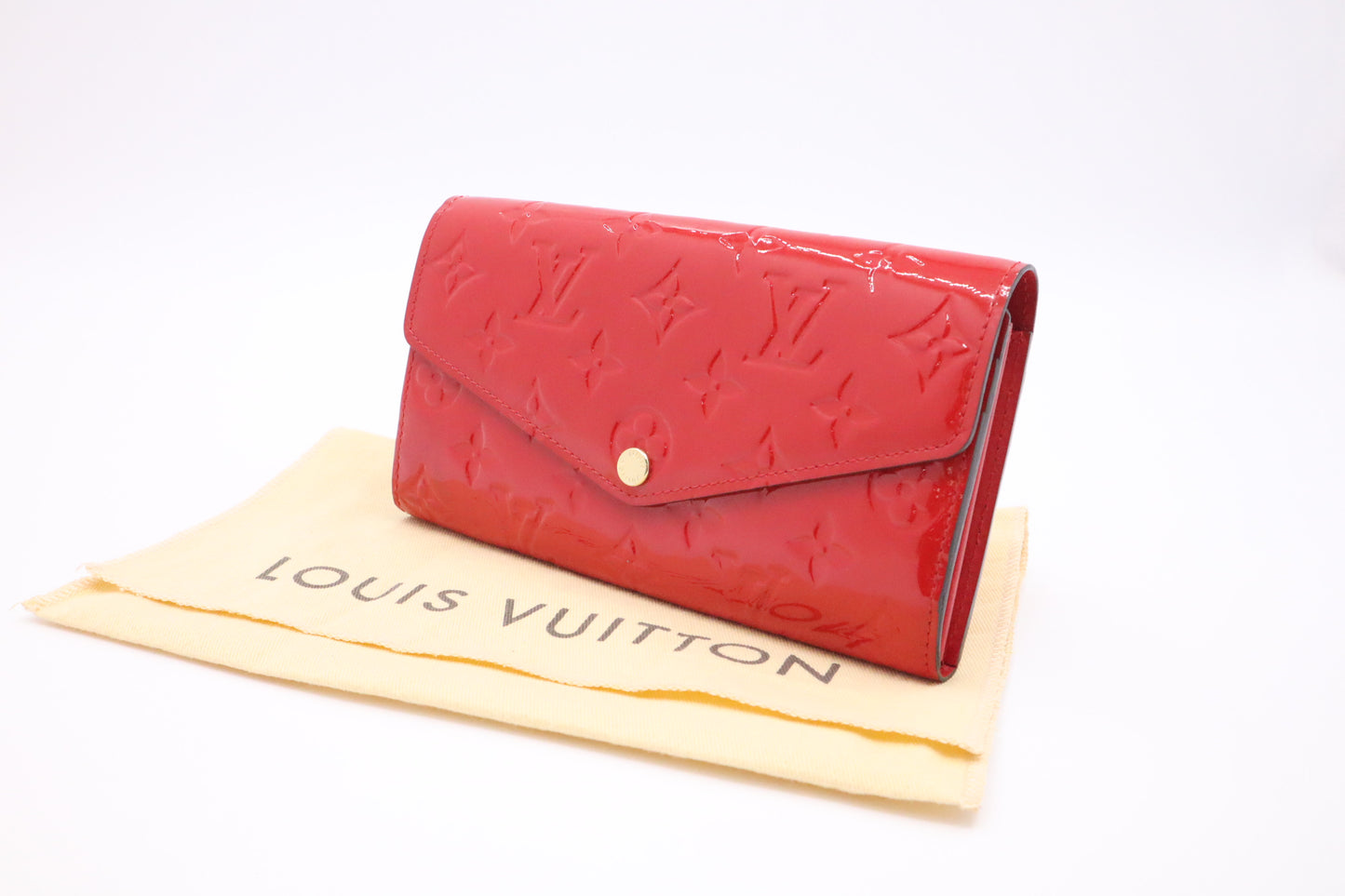 Louis Vuitton Sarah Wallet in Red Vernis Leather