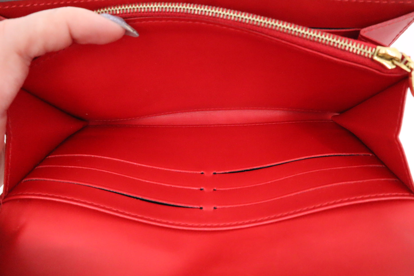 Louis Vuitton Sarah Wallet in Red Vernis Leather