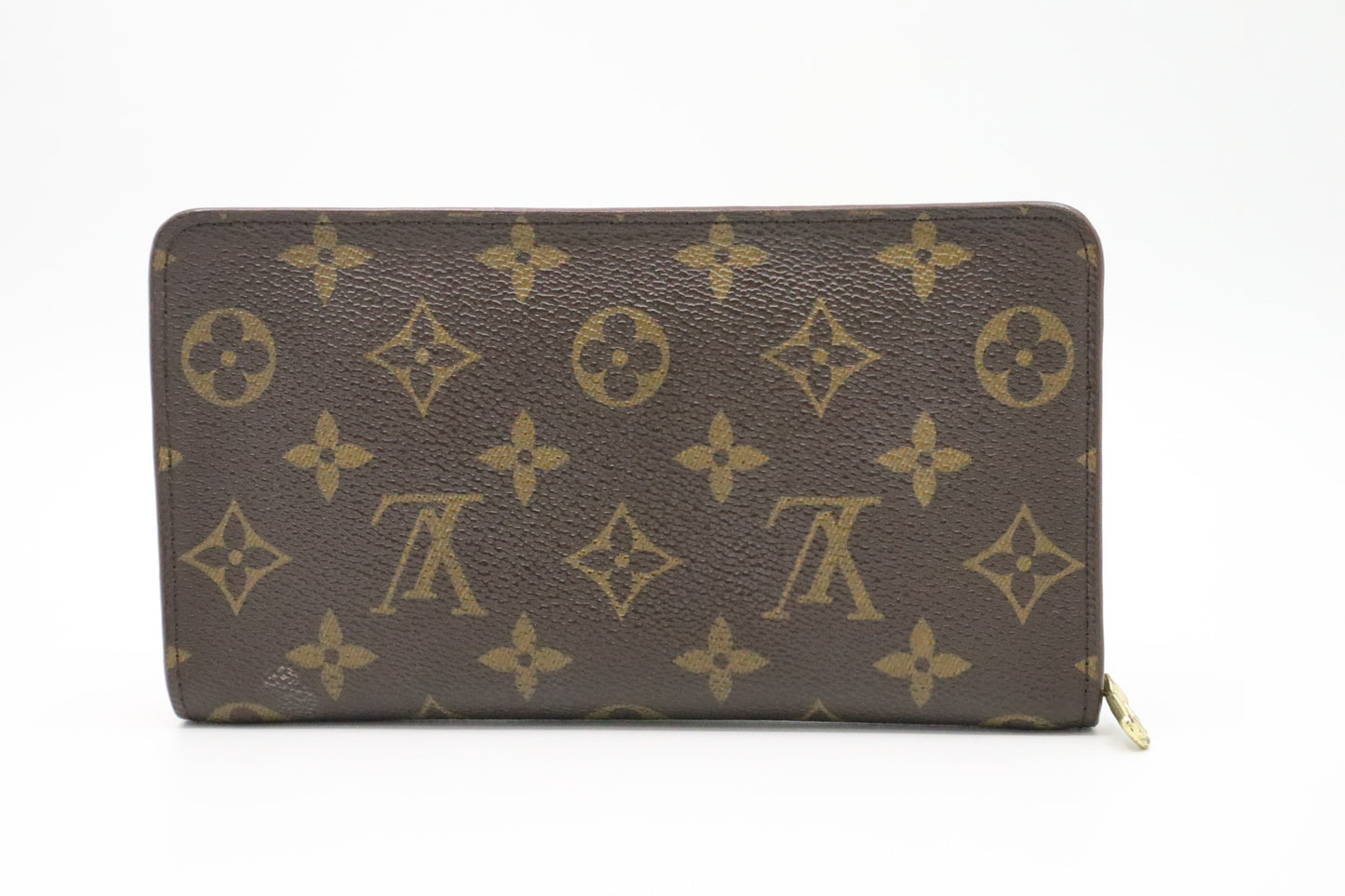 Louis Vuitton Zippy Wallet in Monogram Canvas