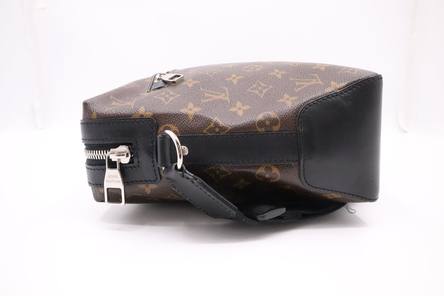 Louis Vuitton Macassar Torres in Monogram Canvas